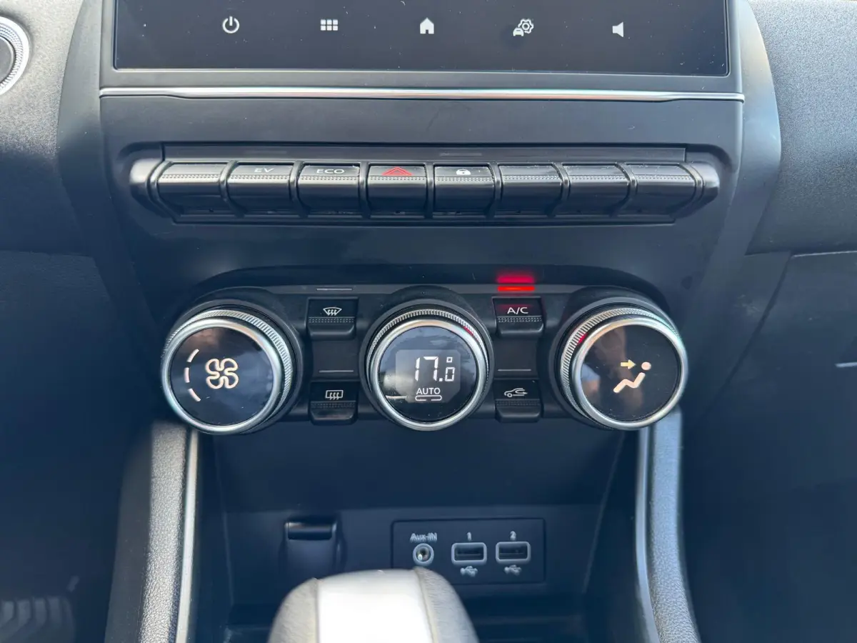1.6 E-Tech Hybrid 145 Intens