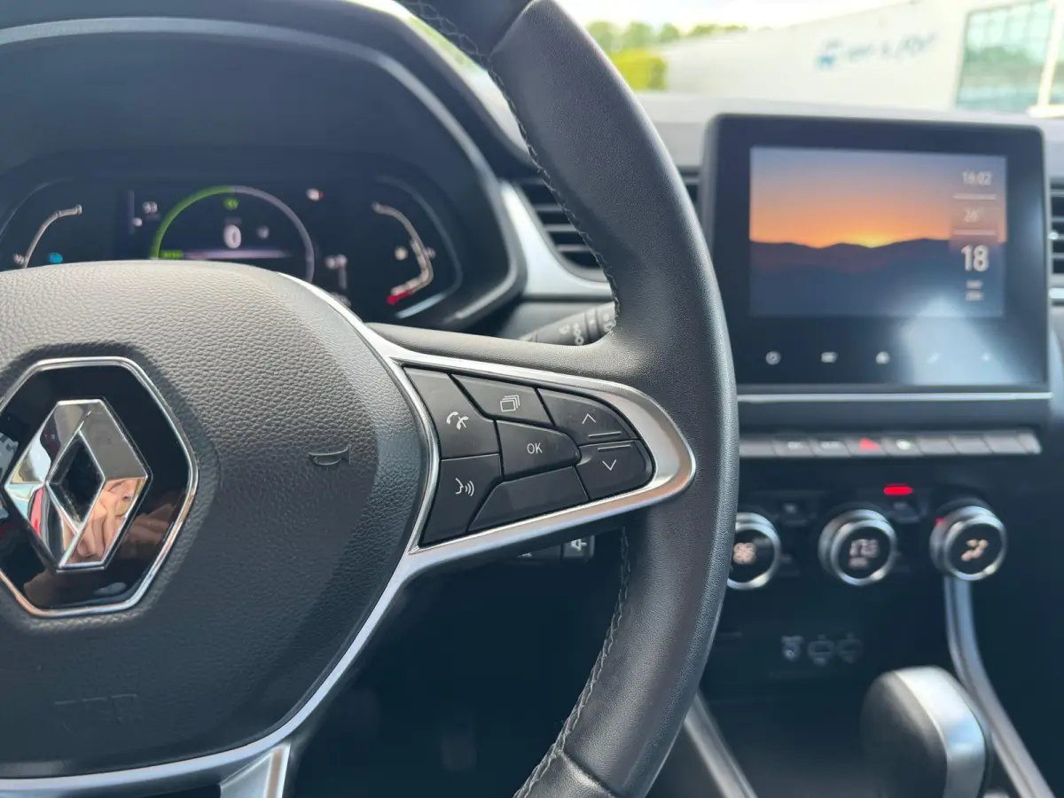 1.6 E-Tech Hybrid 145 Intens