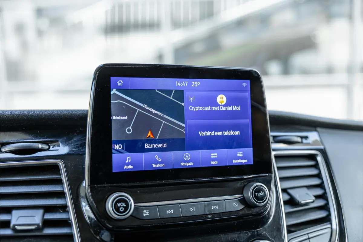 320 2.0 TDCI 170 PK L2H1 Limited DC | ACC | Navigatie | CarPlay | Camera | Trekhaak | Stoelverwarming | L+R Schuifdeur | Dodehoek | DAB | Dubbel cabine | Nieuwe APK | Euro 6