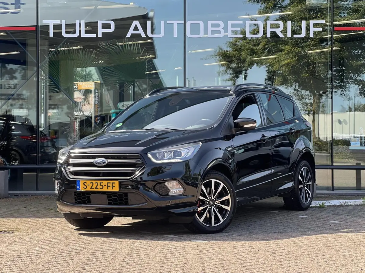 Ford Kuga 2019 Benzine Handgeschakeld leasen