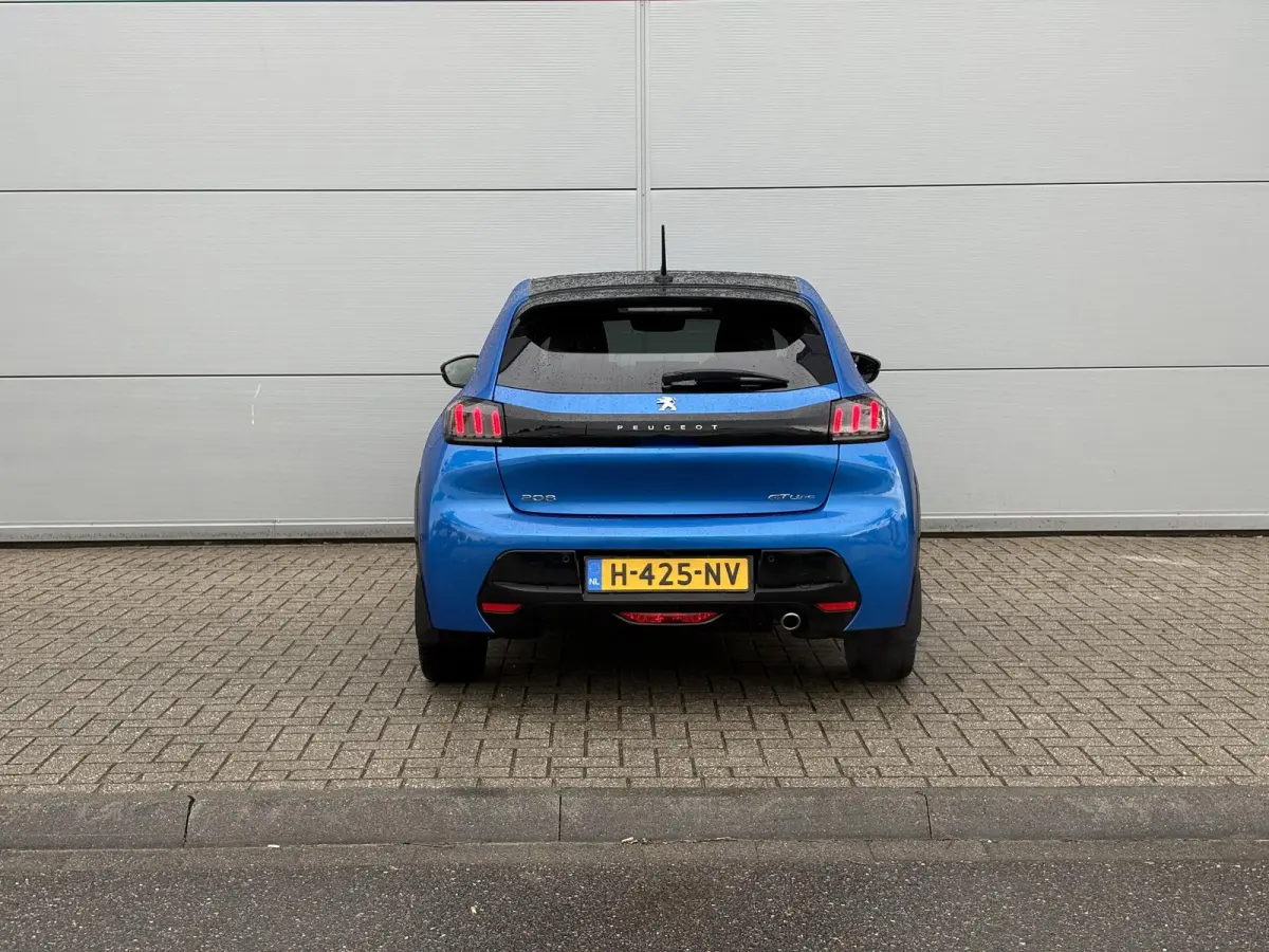 1.2 PureTech GT-Line | Panoramadak | Adaptieve Cruise Control | Camera | Apple Carplay/Android Auto