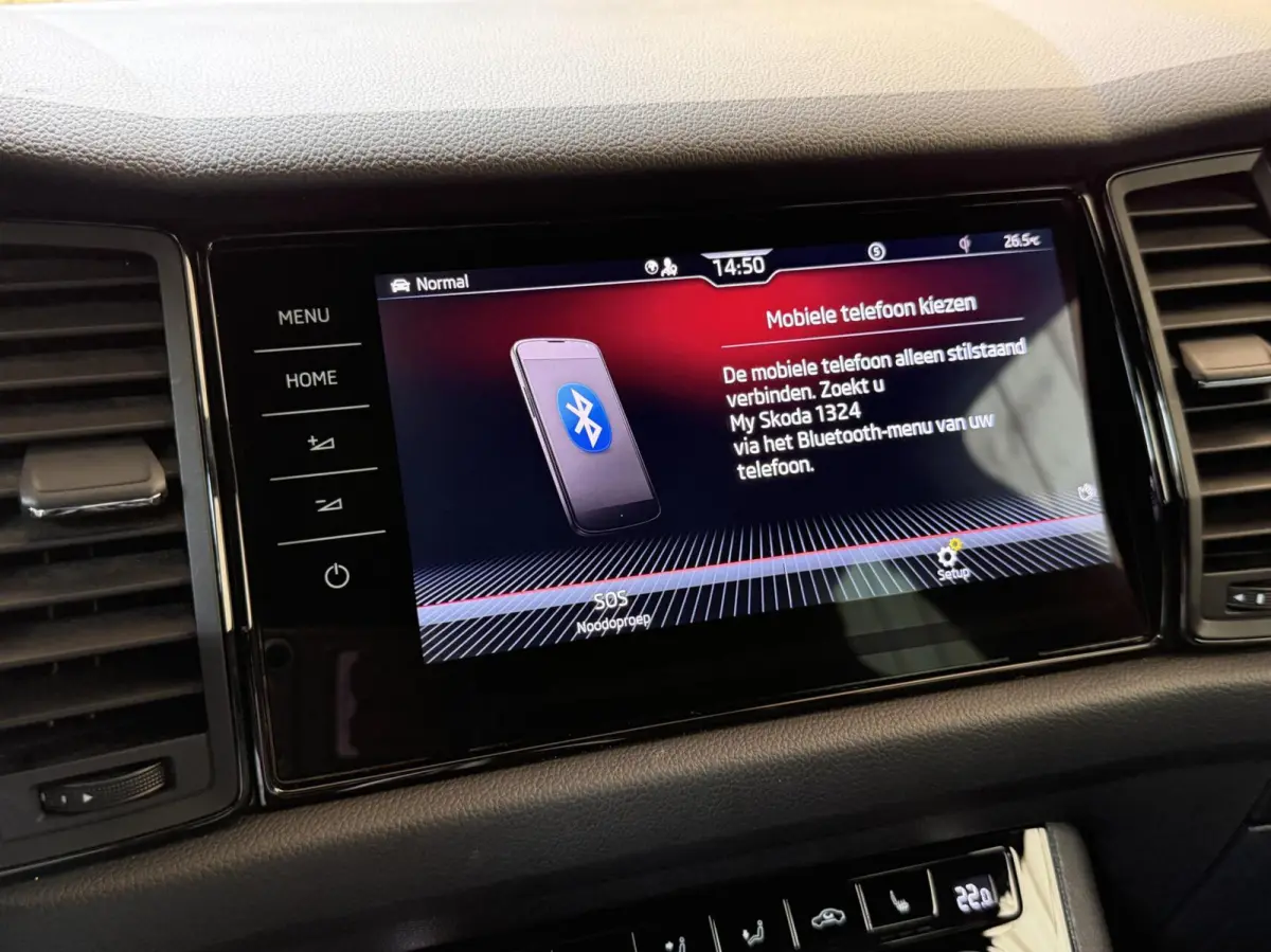 1.5 TSI Sportline Business 7 persoons Automaat | Achteruitrijcamera | Apple CarPlay/Android Auto | Cruise & climate control | LED koplampen | Navigatiesysteem groot | Voor- en achter stoelen