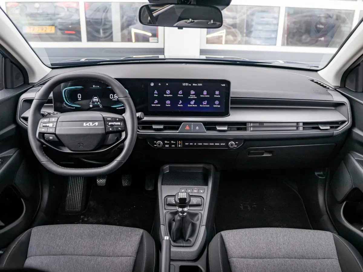 1.0 T-GDi MHEV DynamicPlusLine | Navi. | Clima. | Parkeersensoren | Stoel&Stuur Verwarming | Privacy Glass