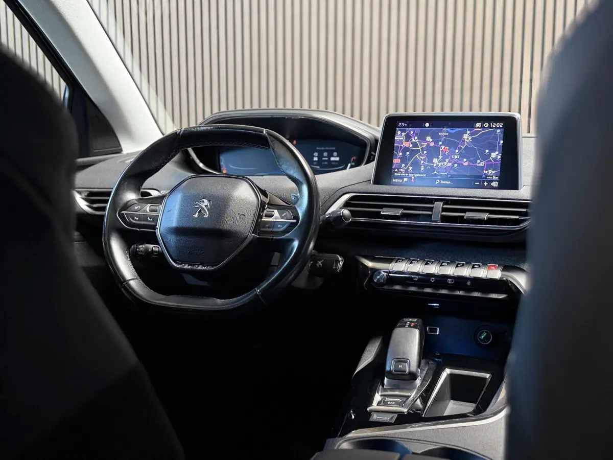 1.6 e-THP Allure | Automaat | Dealer onderhouden | Nwe. ketting