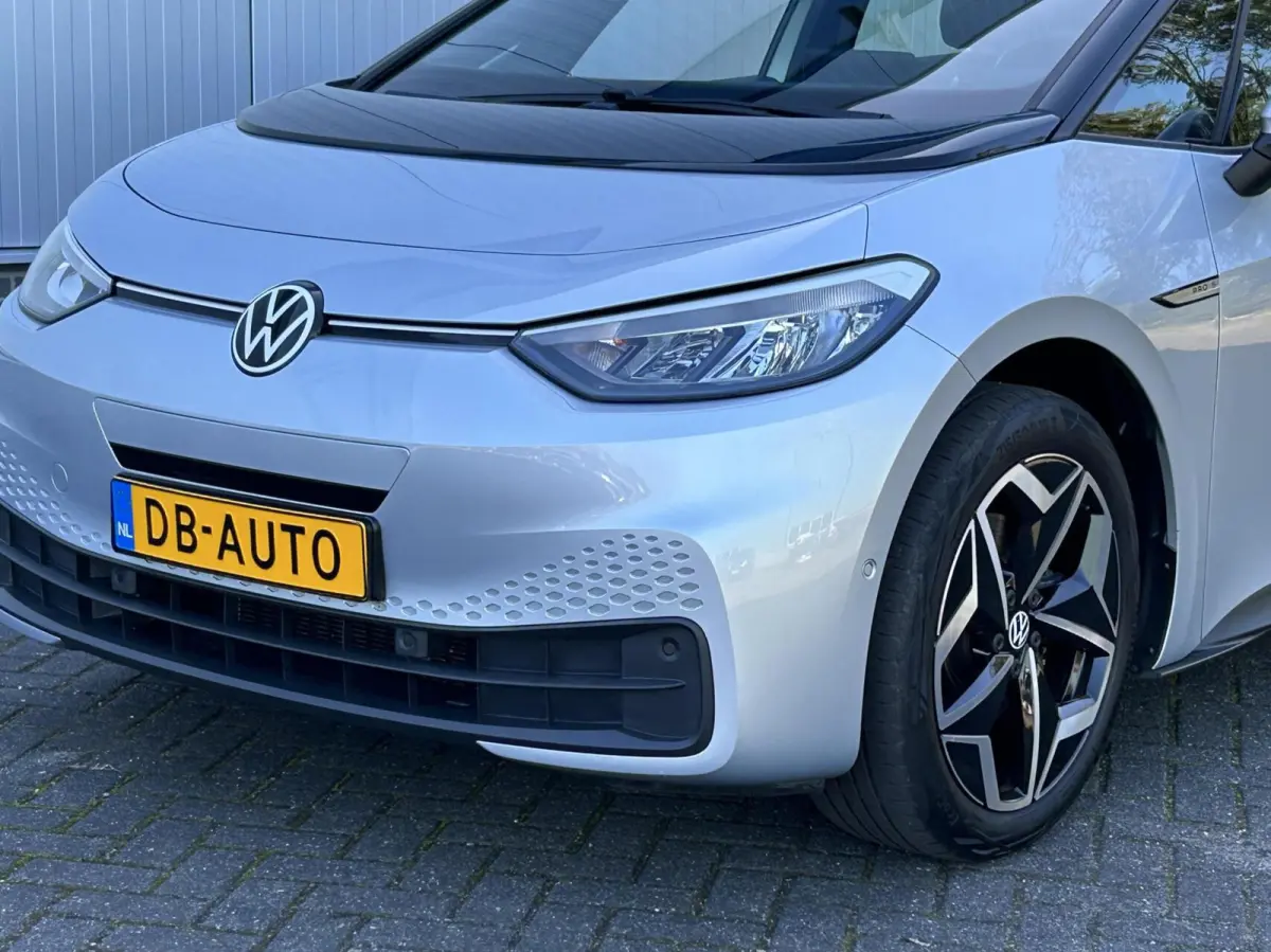 Pro S 77 kWh SOH 92% PDC V+A I NAVI + CAMERA I STOEL + STUUR VERW. I 19" LMV