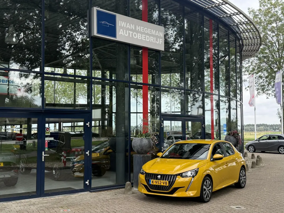 1.2 PureTech | Navigatie via Apple Carplay | Airco | Cruise Control | Electr. ramen voor