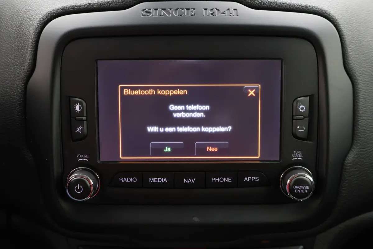 1.4 MultiAir Limited Leer, Cruise, Climate, Camera, Navigatie, Bluetooth, PDC, 17''