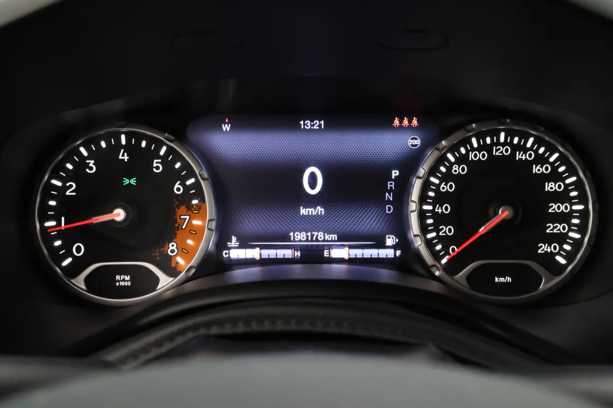 1.4 MultiAir Limited Leer, Cruise, Climate, Camera, Navigatie, Bluetooth, PDC, 17''