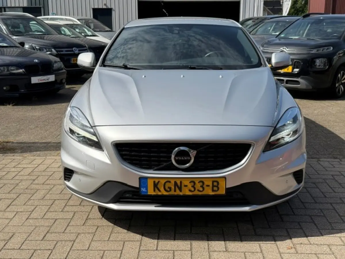 1.5 T2 R-Design Leer Clima Cruise Trekhaak LED
