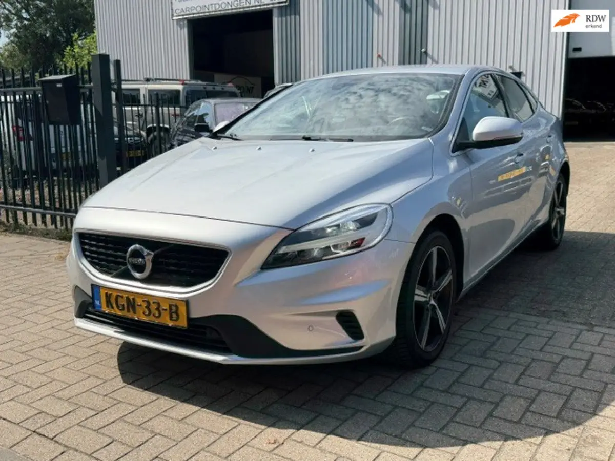 1.5 T2 R-Design Leer Clima Cruise Trekhaak LED