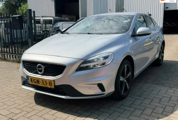 1.5 T2 R-Design Leer Clima Cruise Trekhaak LED