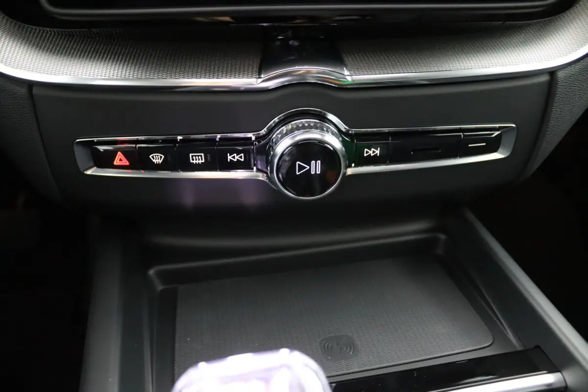 T8 AWD Ultra Black Edition Exec | Achterbank verwarmd | Achteruitrijcamera | Alarmsysteem