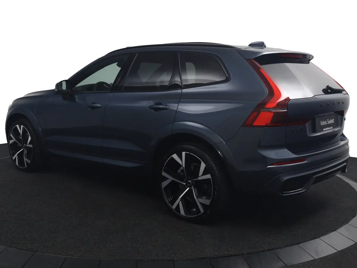 T8 AWD Ultra Black Edition Exec | Achterbank verwarmd | Achteruitrijcamera | Alarmsysteem