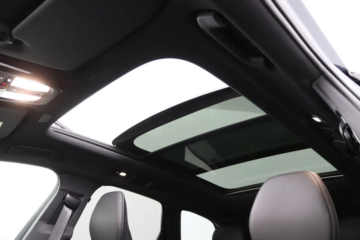 T8 AWD Ultra Black Edition Exec | Achterbank verwarmd | Achteruitrijcamera | Alarmsysteem