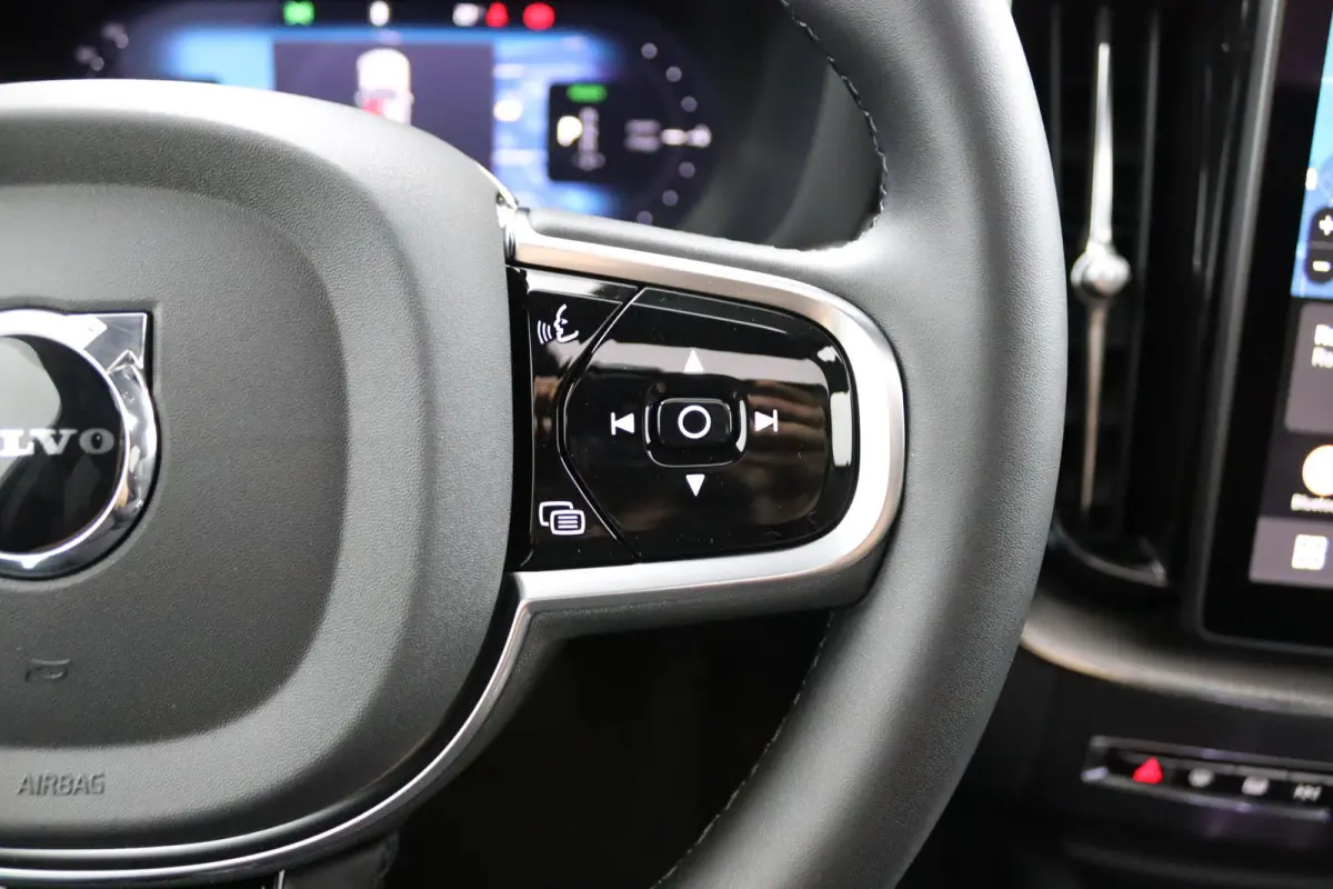 T8 AWD Ultra Black Edition Exec | Achterbank verwarmd | Achteruitrijcamera | Alarmsysteem