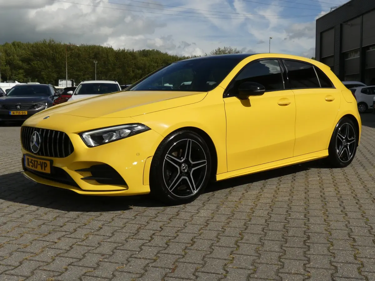 180 Business Solution 7G-Tronic AMG / PANO / AMBILIGHT