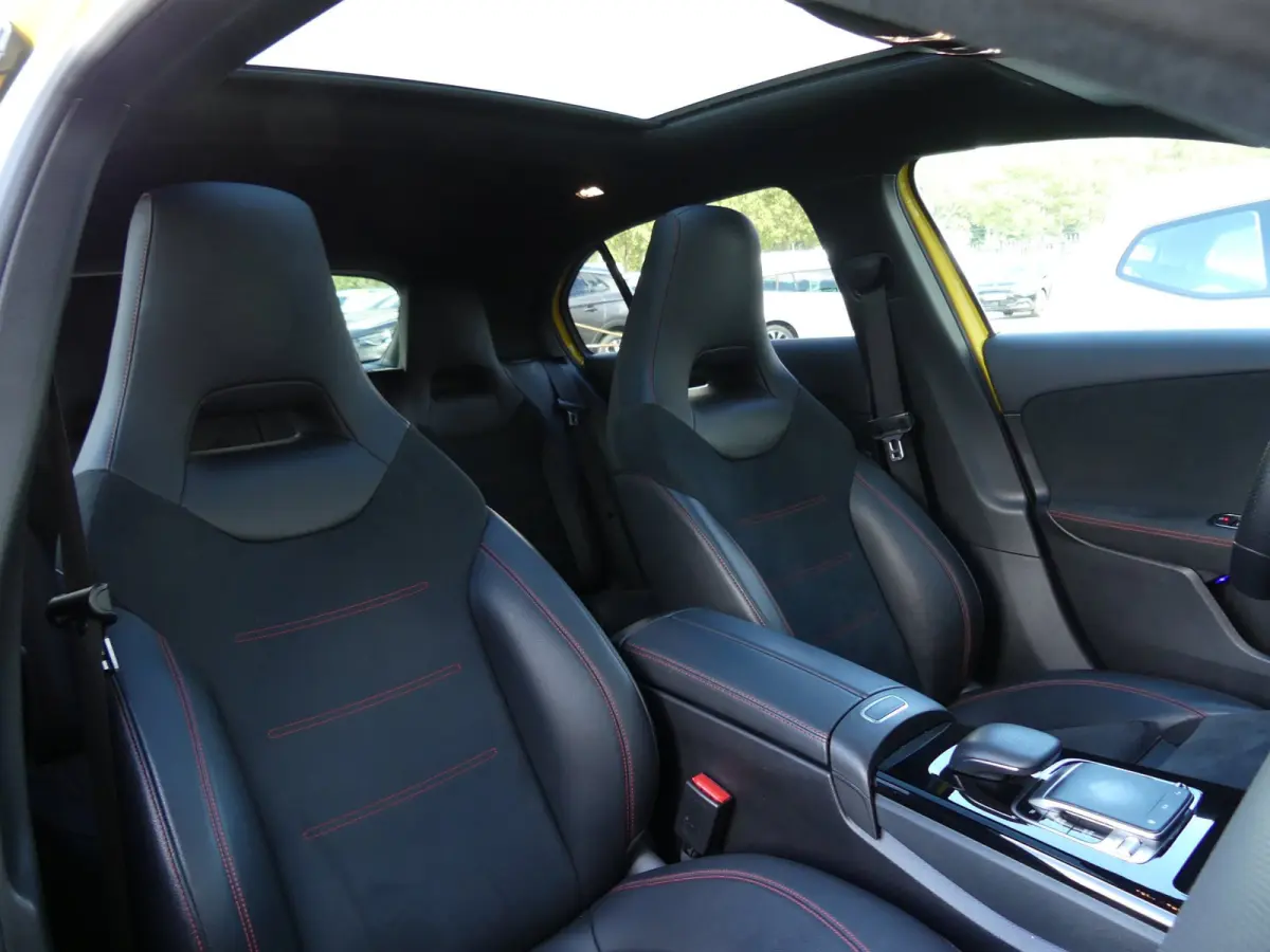 180 Business Solution 7G-Tronic AMG / PANO / AMBILIGHT