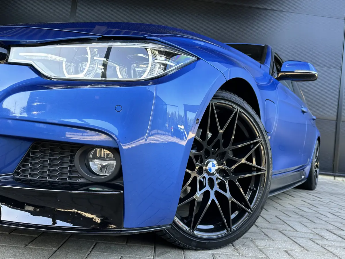 330e M-Sport PERFORMANCE | Panodak | HUD | HiFi | Camera | LED |