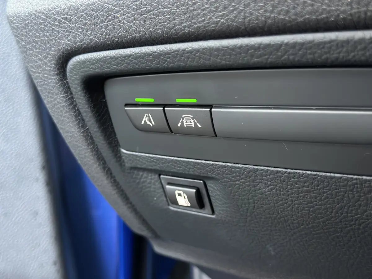330e M-Sport PERFORMANCE | Panodak | HUD | HiFi | Camera | LED |