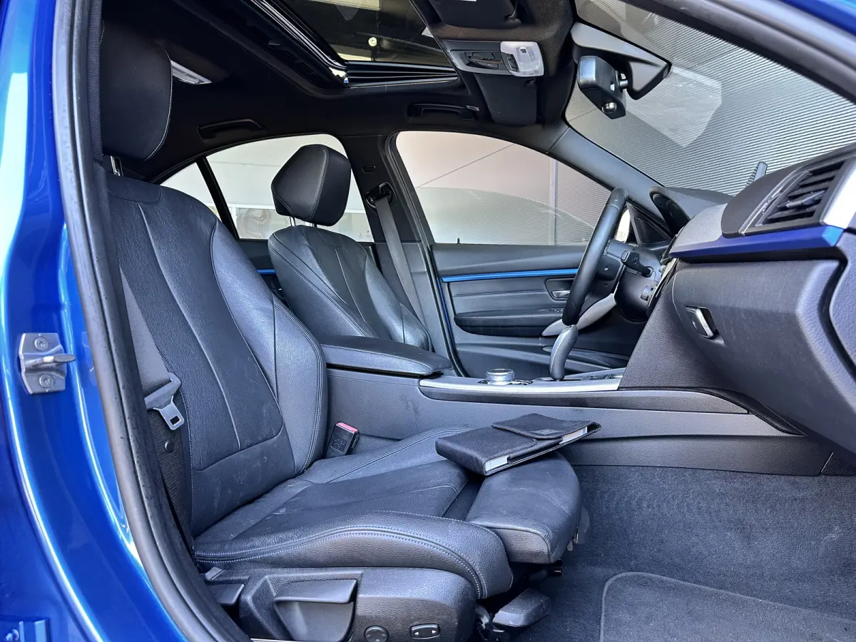 330e M-Sport PERFORMANCE | Panodak | HUD | HiFi | Camera | LED |