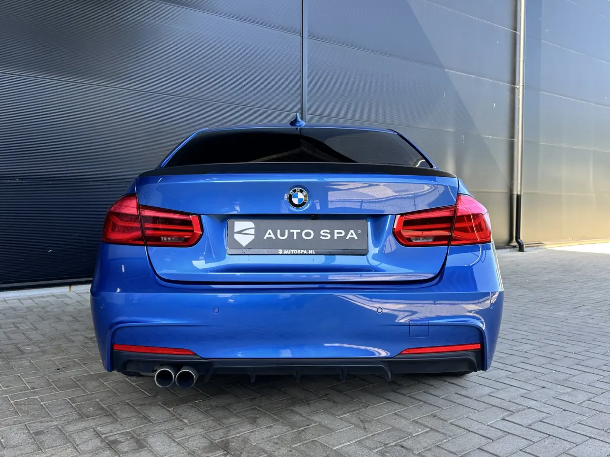 330e M-Sport PERFORMANCE | Panodak | HUD | HiFi | Camera | LED |
