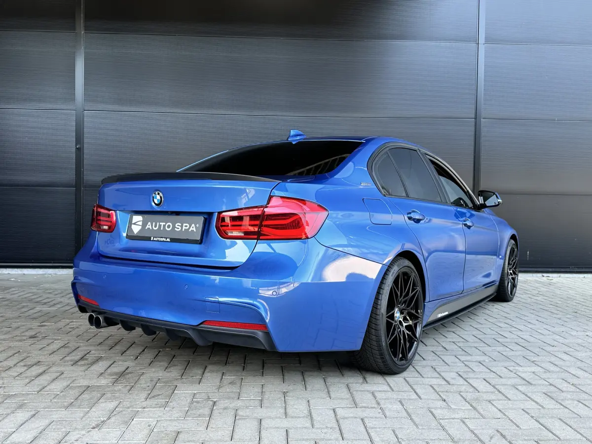 330e M-Sport PERFORMANCE | Panodak | HUD | HiFi | Camera | LED |