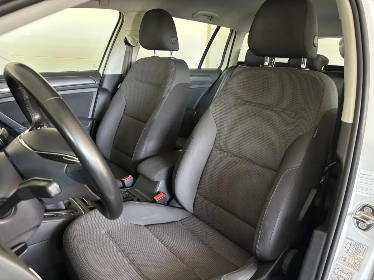 1.0 TSI Comfortline,Stoelverw,Navi,All-seasen