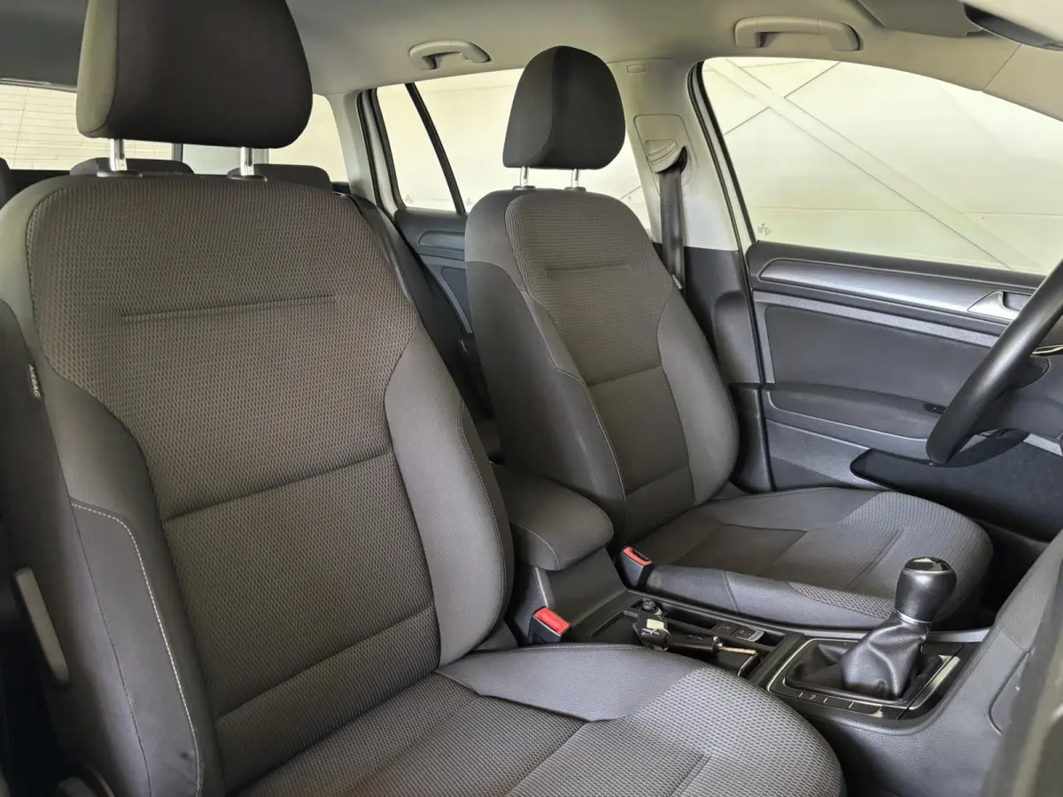 1.0 TSI Comfortline,Stoelverw,Navi,All-seasen