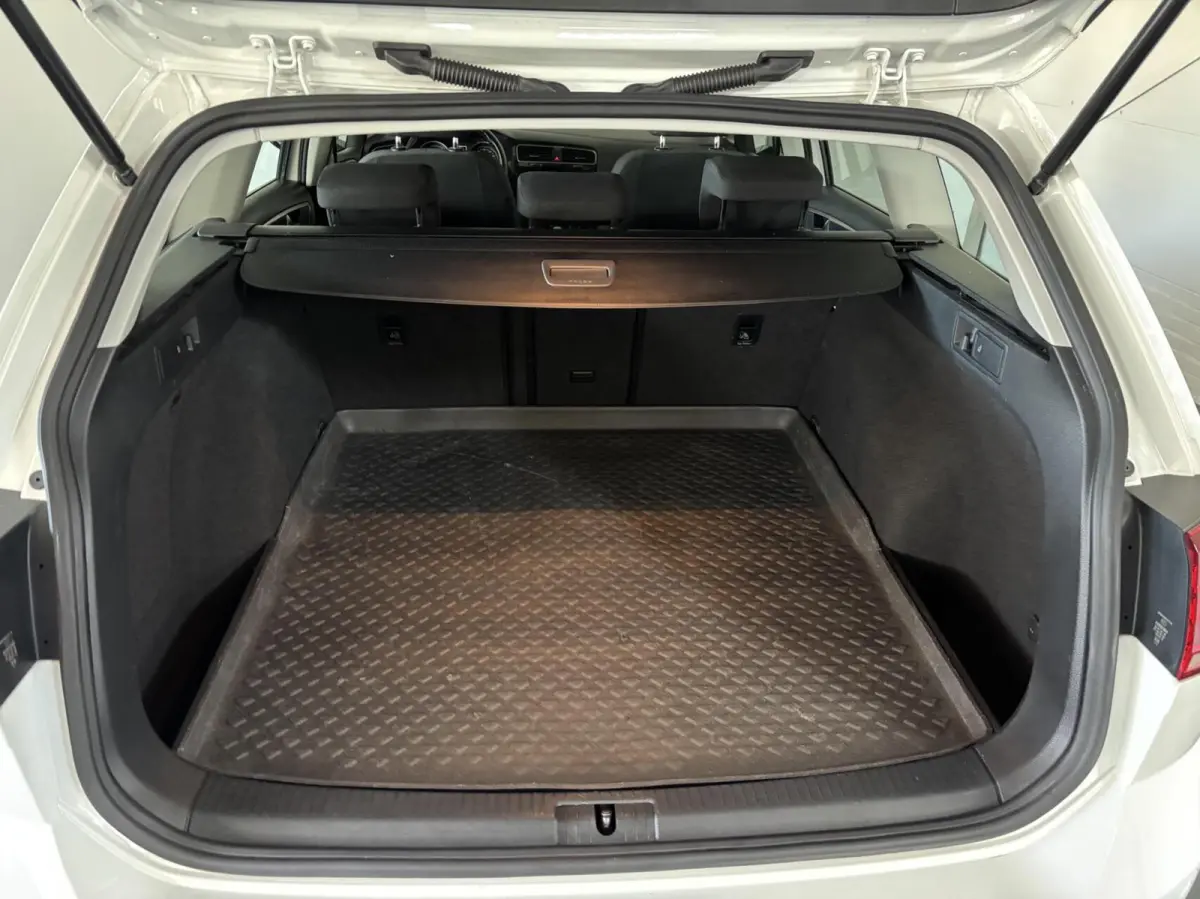 1.0 TSI Comfortline,Stoelverw,Navi,All-seasen
