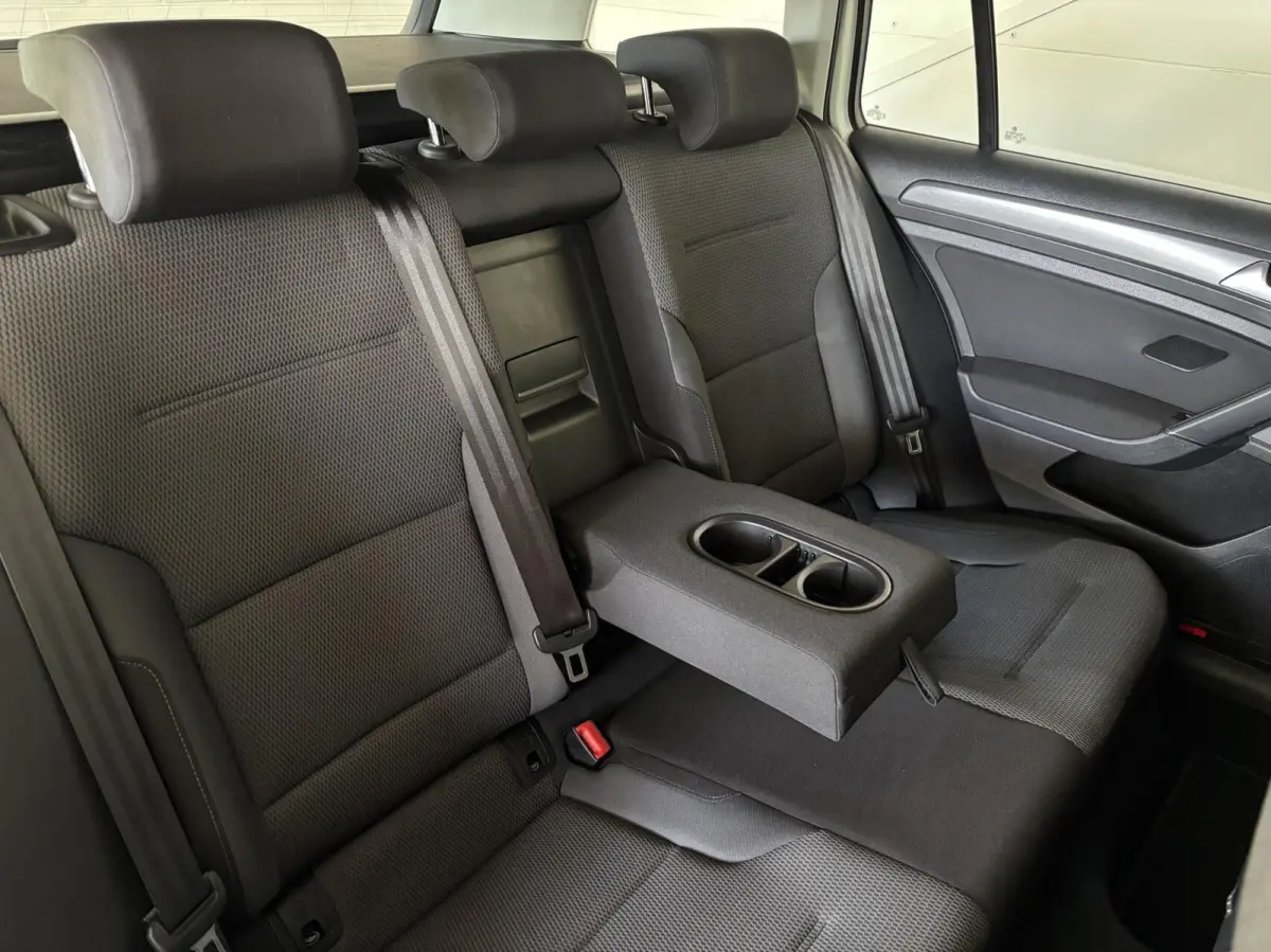 1.0 TSI Comfortline,Stoelverw,Navi,All-seasen