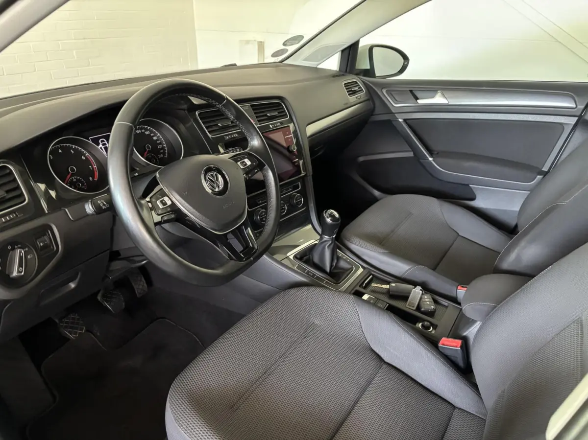 1.0 TSI Comfortline,Stoelverw,Navi,All-seasen