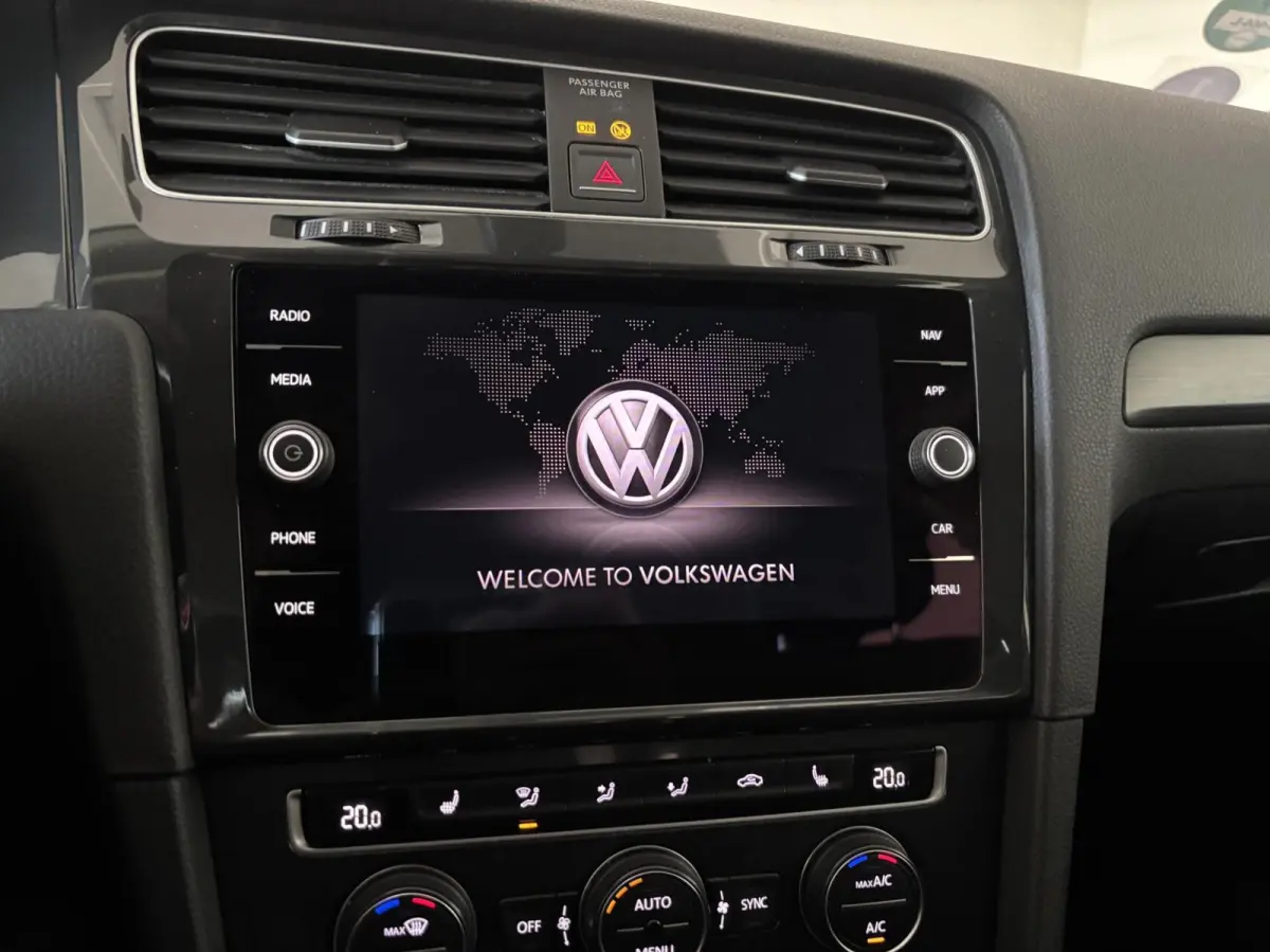 1.0 TSI Comfortline,Stoelverw,Navi,All-seasen