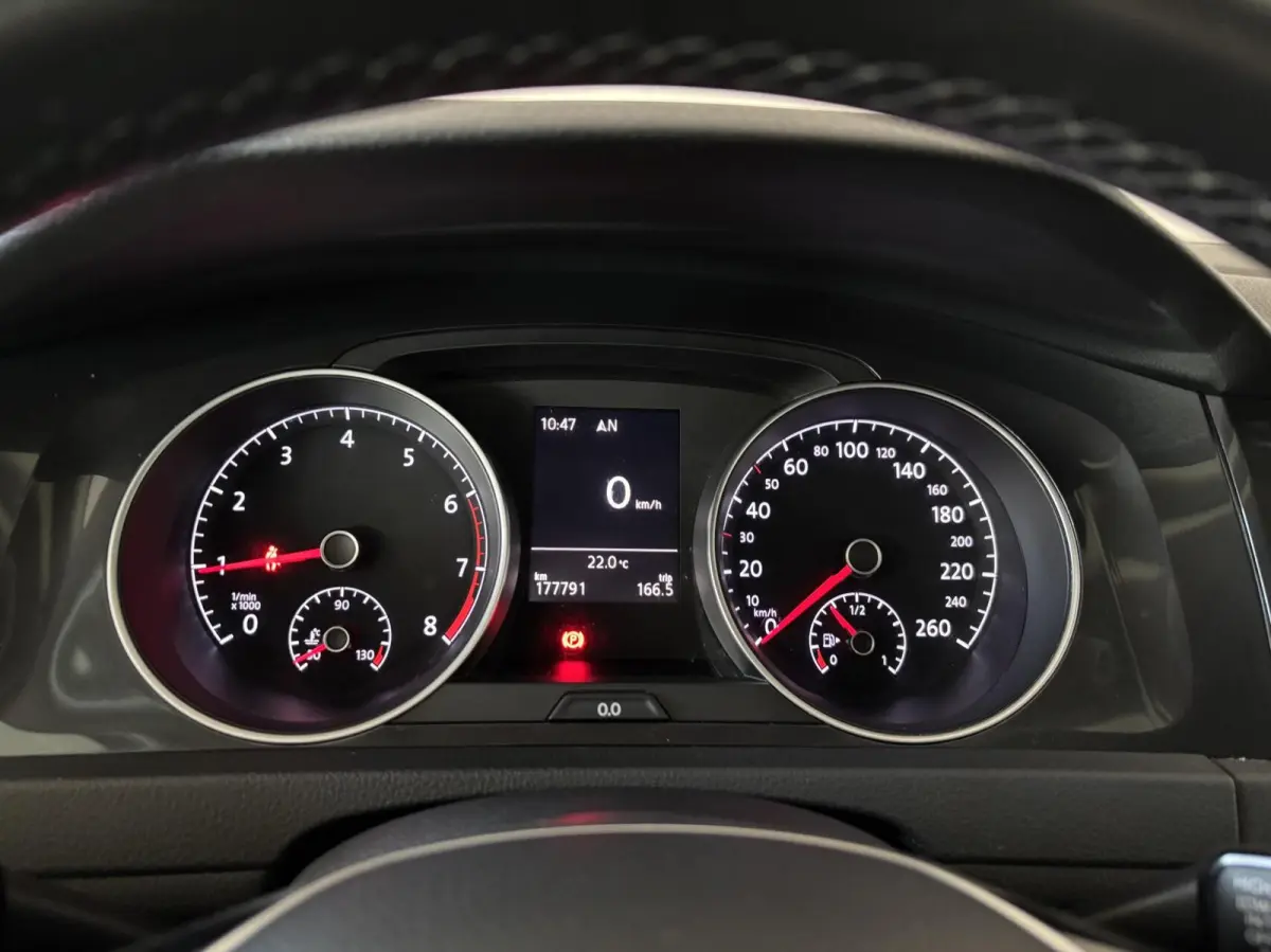 1.0 TSI Comfortline,Stoelverw,Navi,All-seasen
