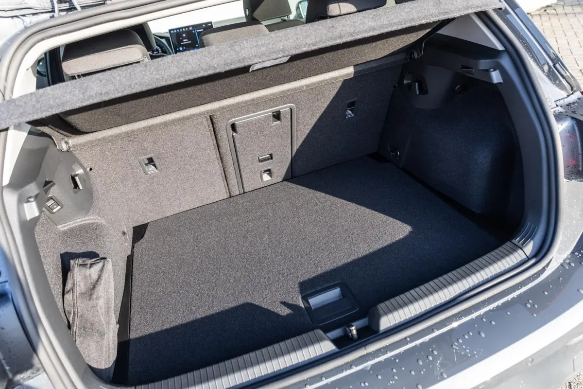 1.5 TSI 115pk Life Edition | 18" Velgen | Trekhaak Wegklapbaar