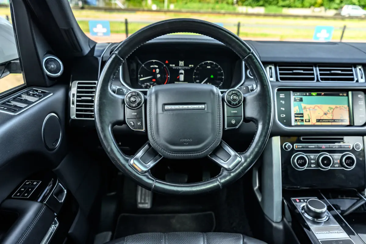 3.0 TDV6 Autobiography