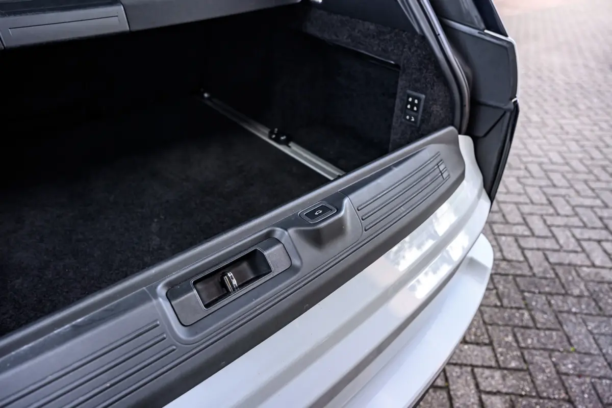 3.0 TDV6 Autobiography
