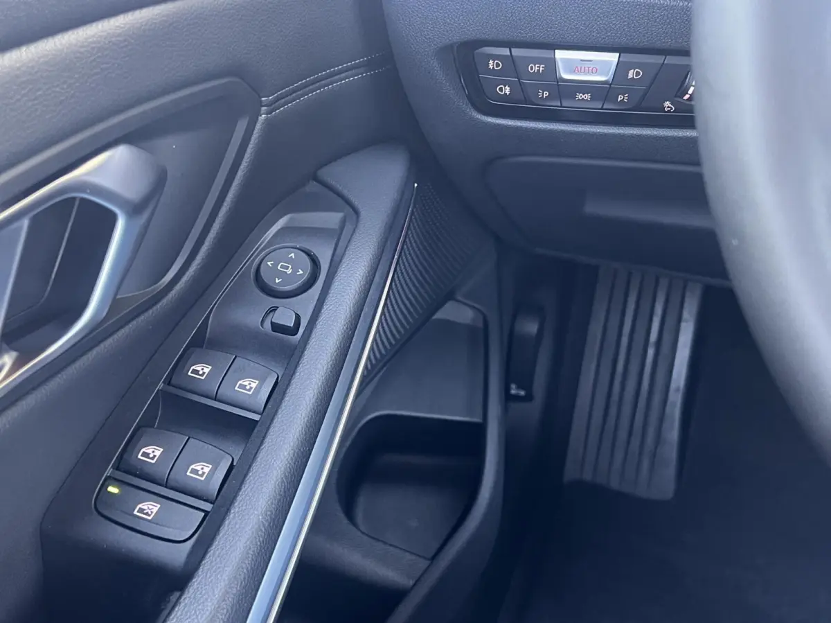 320i Executive Edition Sportline Trekhaak NL NAP
