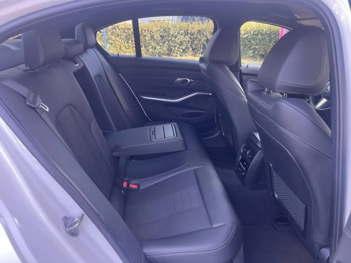 320i Executive Edition Sportline Trekhaak NL NAP