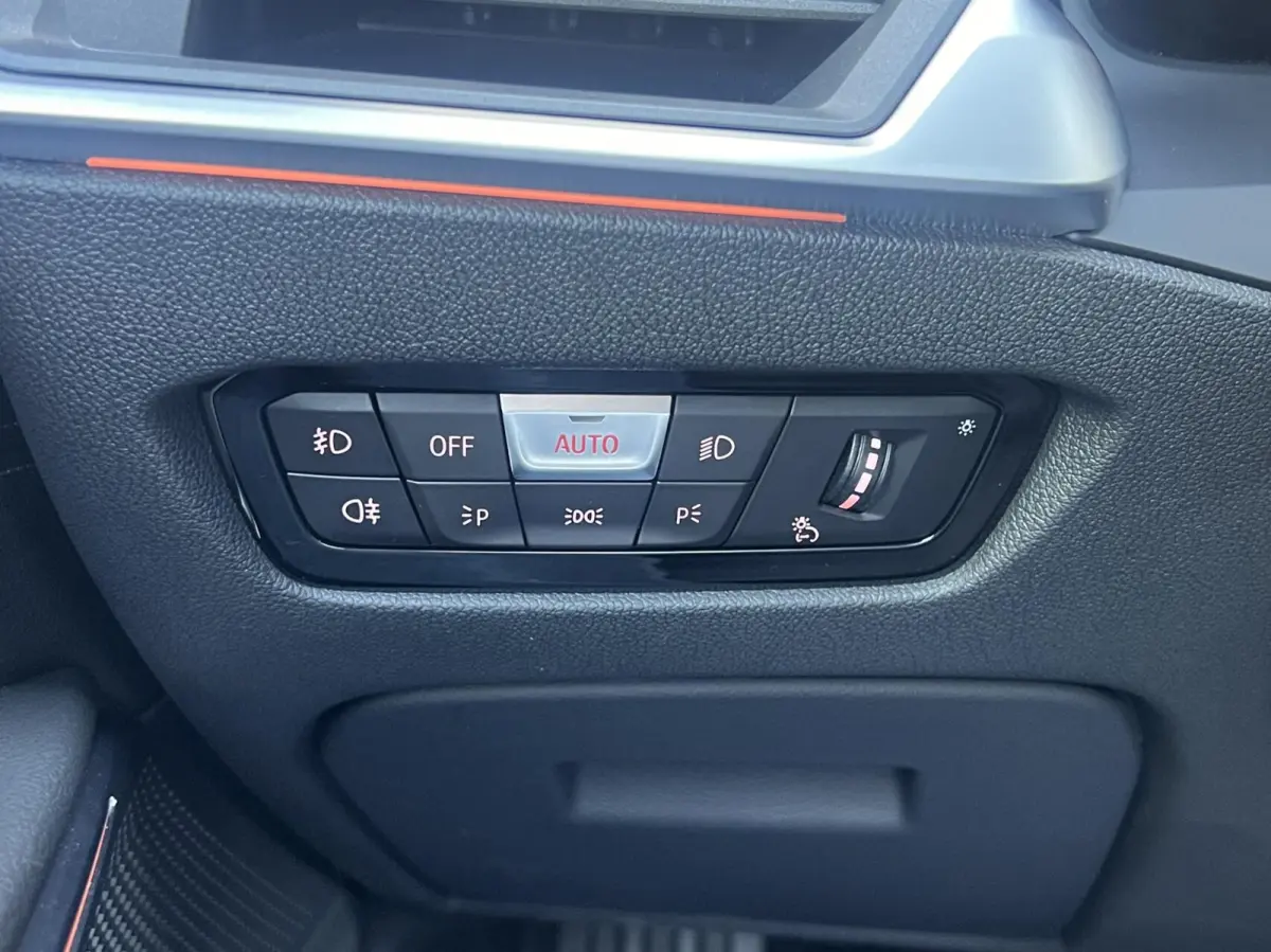 320i Executive Edition Sportline Trekhaak NL NAP