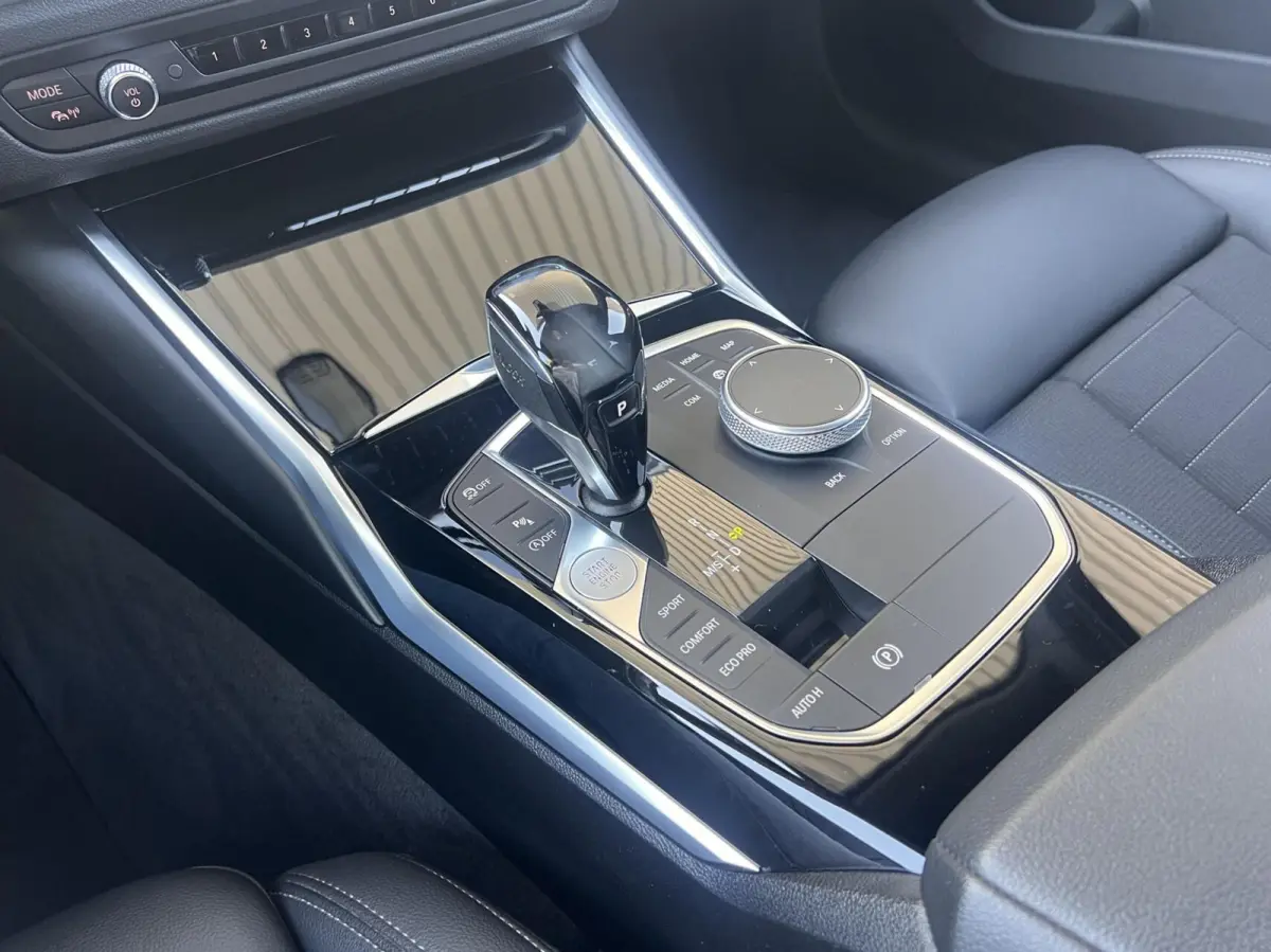 320i Executive Edition Sportline Trekhaak NL NAP