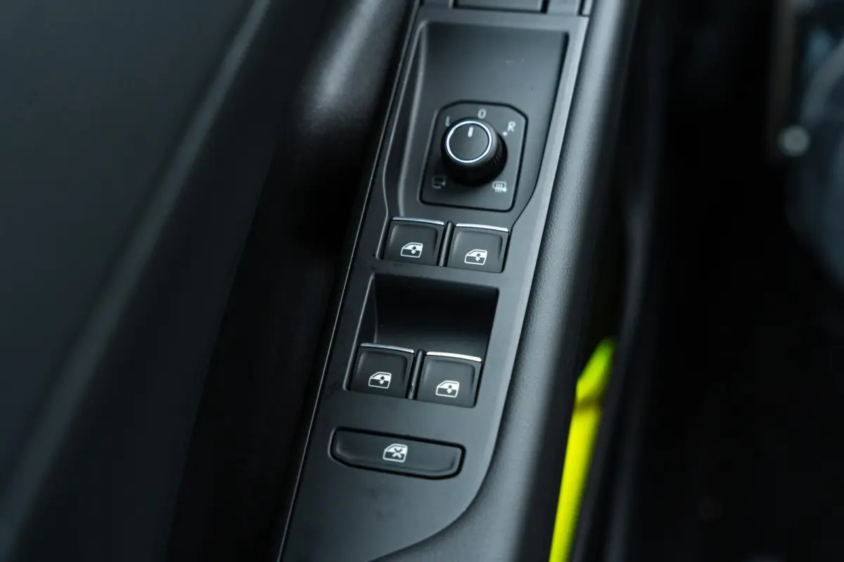 1.5 eTsi 150pk R-Line First Edition | Black Style Pakket | Panoramadak