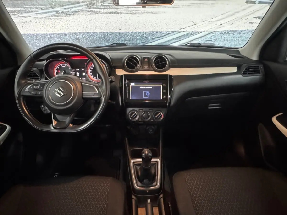 Comfort 1.2 Smart Hybrid 90 PK / Rijklaar / Camera / Apple carplay / Groot Display / Onderhoudsboekjes en historie aanwezig.