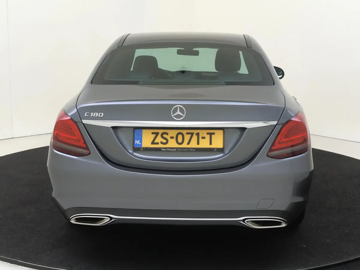 180 Advantage Pack / Facelift / Digitale cockpit / Automaat /Carplay /Dodehoek /Achteruitrijcamera