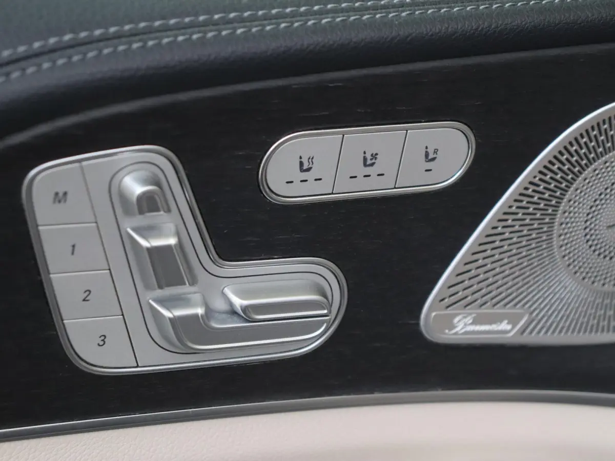 350 de 4MATIC / AMG/ 21 inch/ Panoramadak/ AIRMATIC/ Burmester
