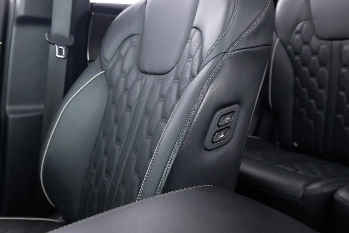 1.6 T-GDI Plug-in Hybrid 4WD ExecutiveLine | LEDER | Head-Up | LEDER | Stoelventilatie !