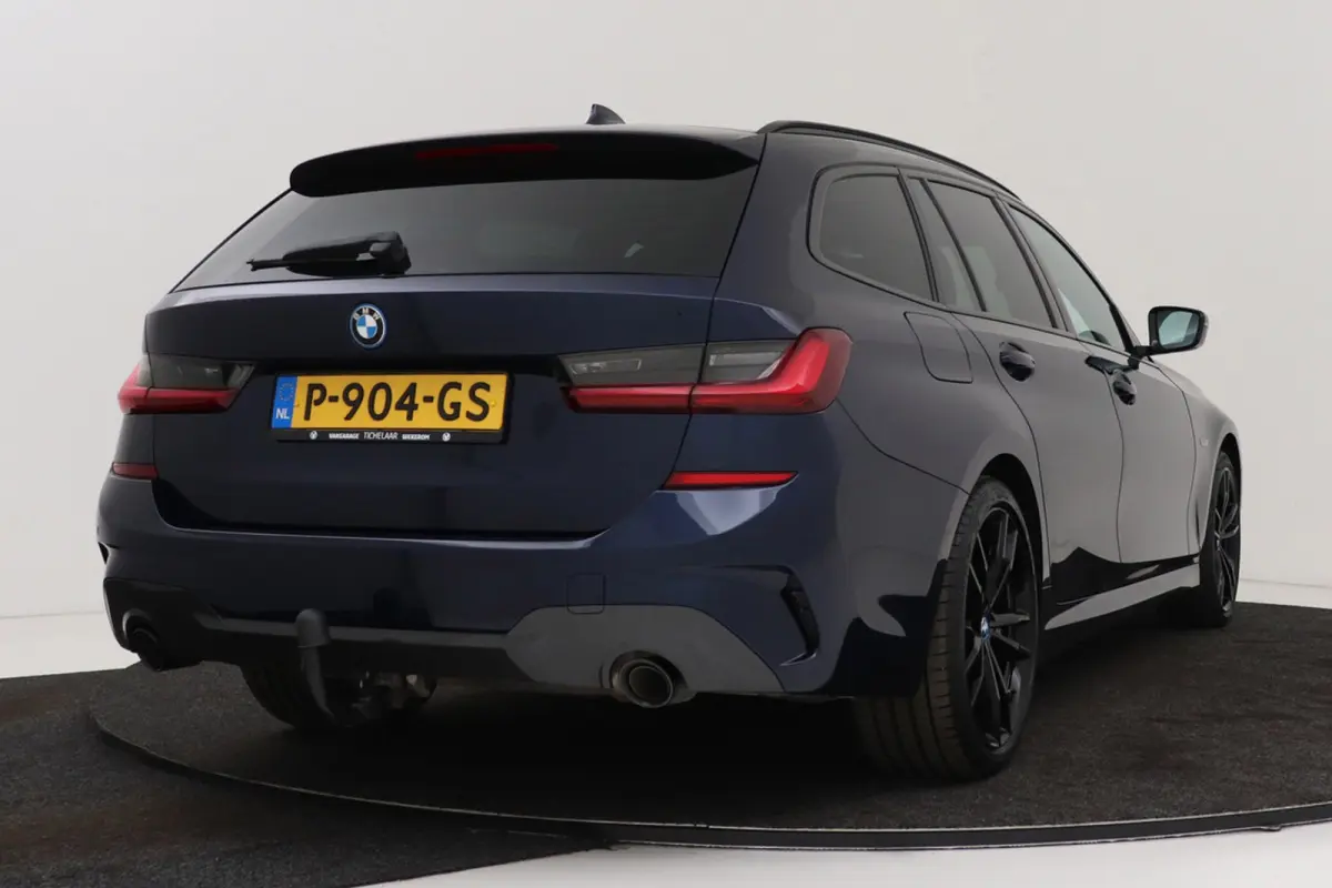 320e Business Edition Plus M-Sport | Trekhaak | Adap. Cruise | Org NL | Sportstoelen | Leer | 3-Zone Clima |
