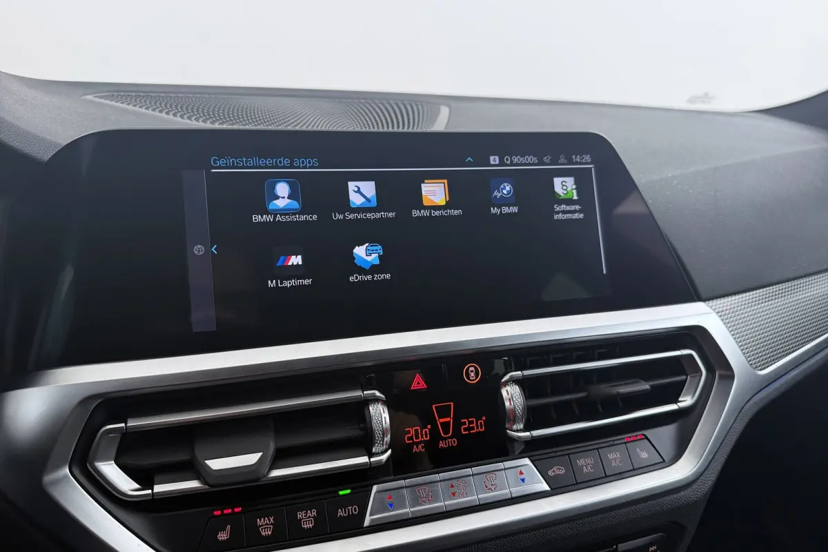 320e Business Edition Plus M-Sport | Trekhaak | Adap. Cruise | Org NL | Sportstoelen | Leer | 3-Zone Clima |