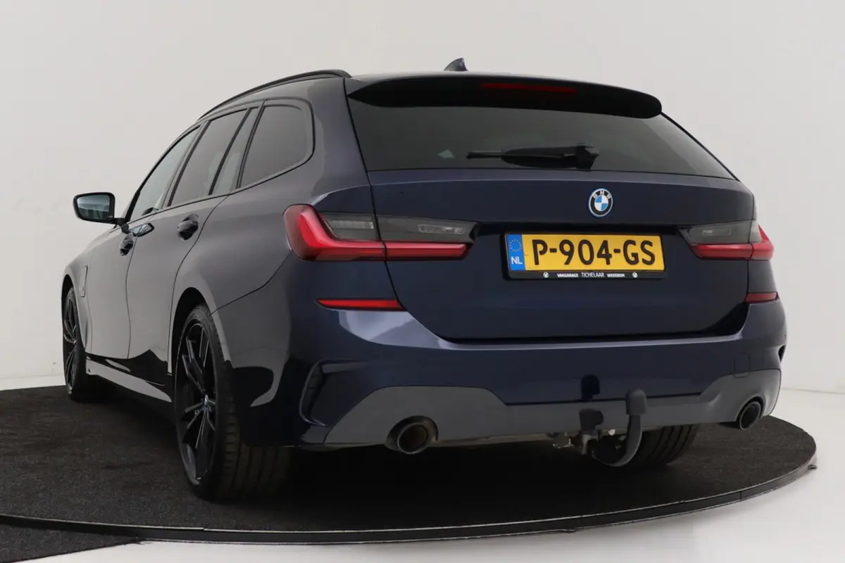 320e Business Edition Plus M-Sport | Trekhaak | Adap. Cruise | Org NL | Sportstoelen | Leer | 3-Zone Clima |