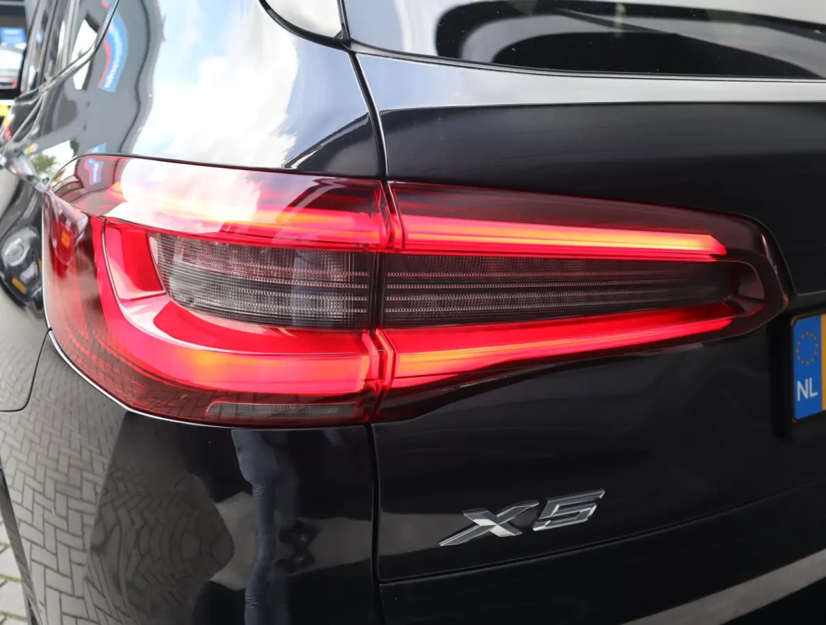 xDrive45e M Sport | Pano | Stoel ventilatie | Comfort Stoelen| ACC | HUD | 360 Camera