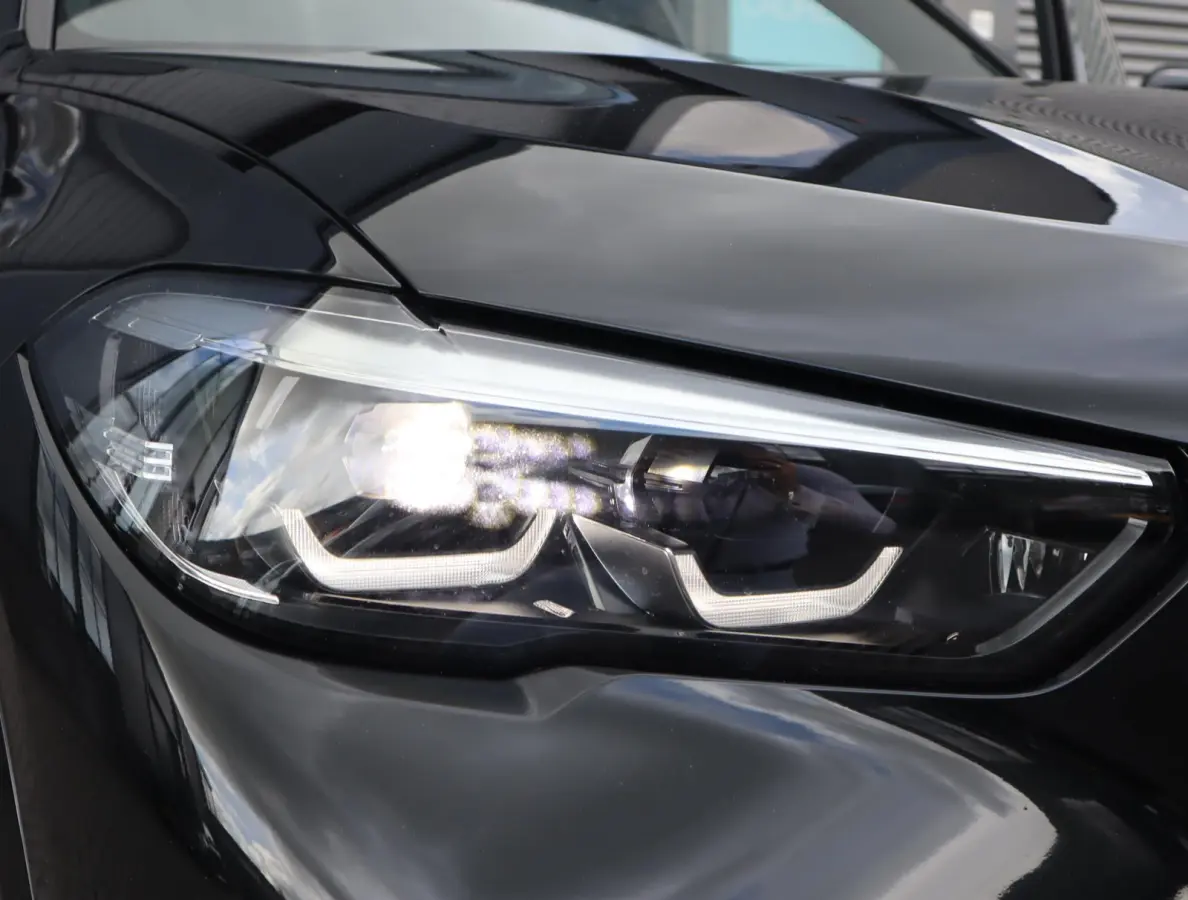 xDrive45e M Sport | Pano | Stoel ventilatie | Comfort Stoelen| ACC | HUD | 360 Camera